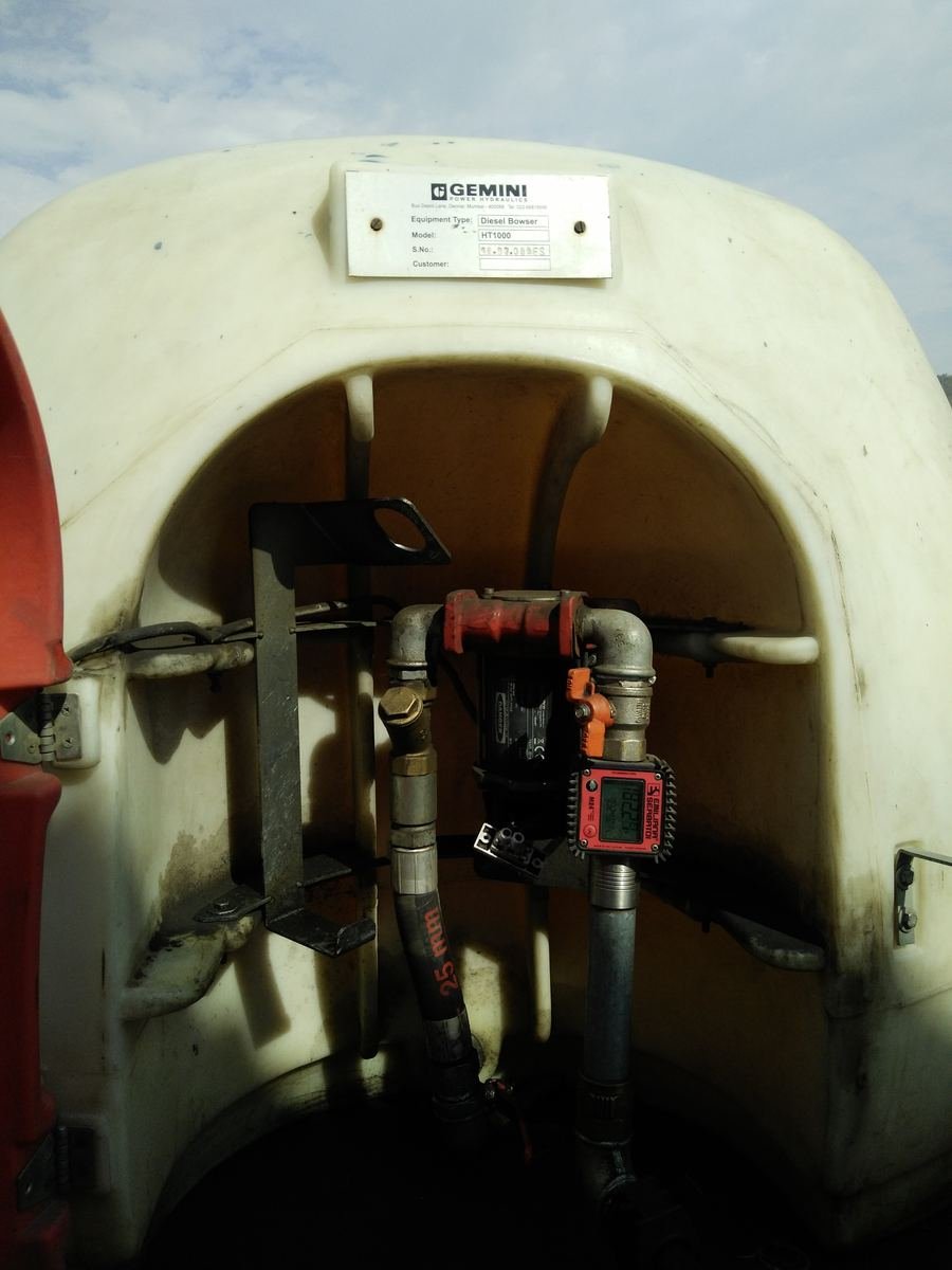 Fuel dispensing unit