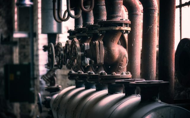 Industrial pipework and valves